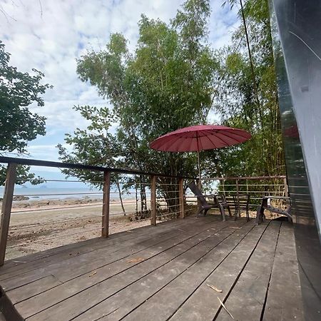 Dugong Koh Sukorn Hotel Ko Sukon Exterior foto